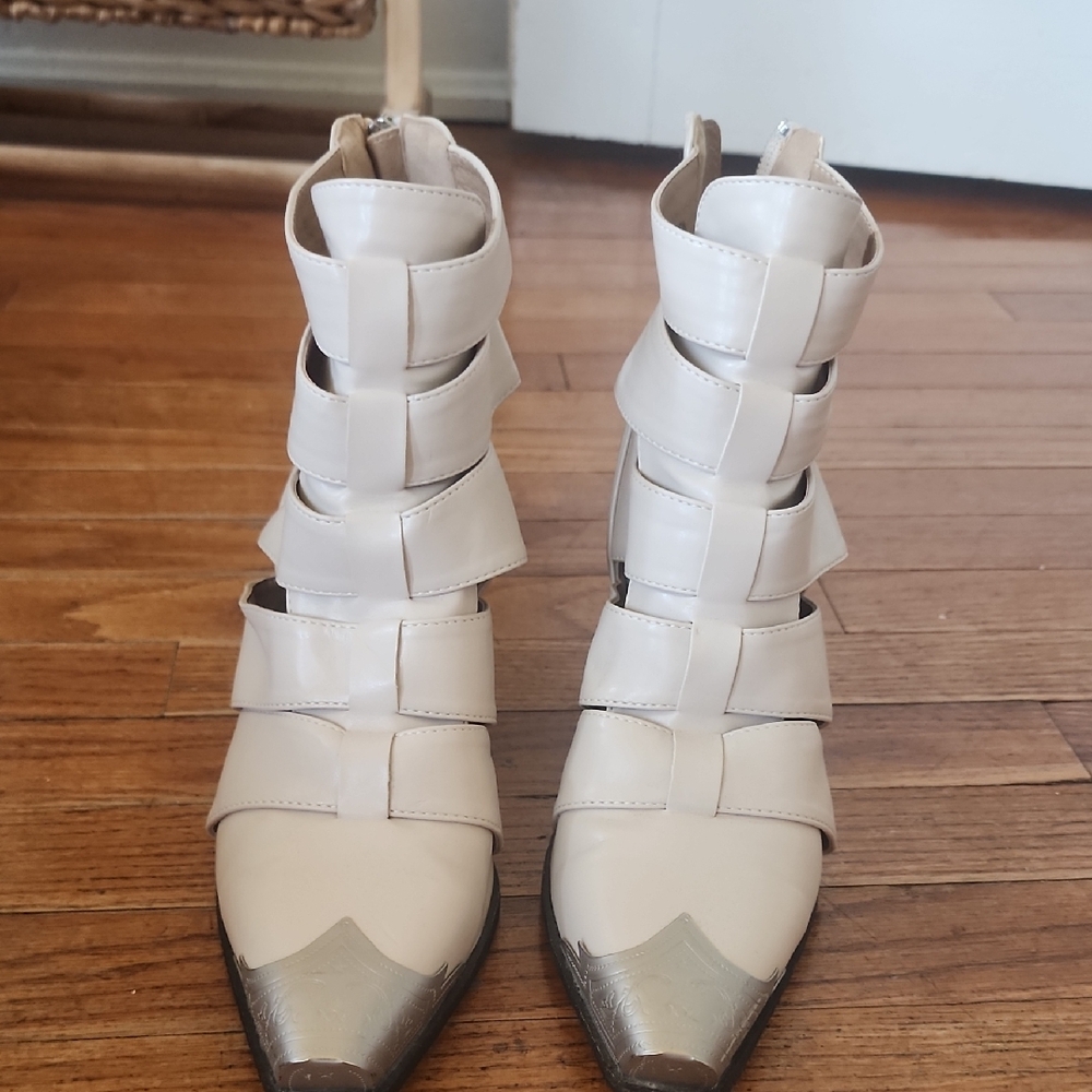 BEAST FASHION Cream and Silver Heeled Boots